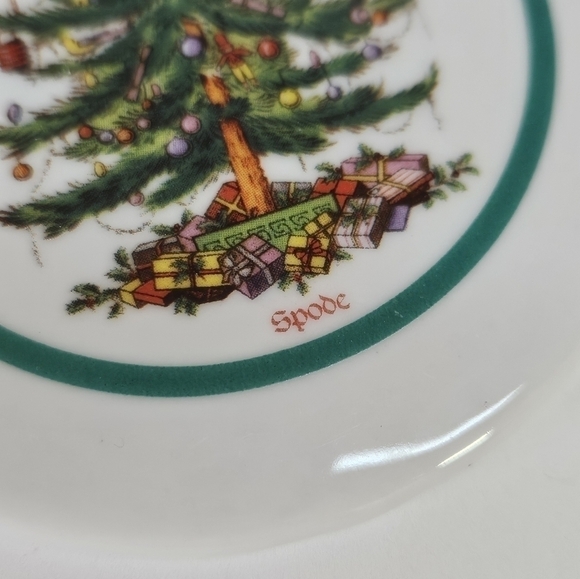 VINTAGE Spode Porcelain Christmas Tree Double-Sided Round Flat Holiday Ornament - Picture 3 of 3